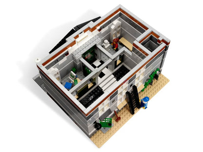 LEGO® Creator Expert Town Hall - 10224 - 2766 Piece Building Set