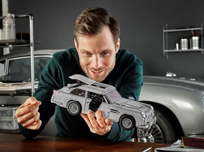 LEGO® Creator Expert James Bond Aston Martin DB5 - 10262 - 1295 Piece Building Set