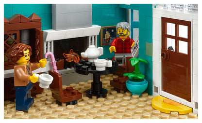 LEGO® Creator Expert Bookshop - 10270 - 2504 Piece Building Set