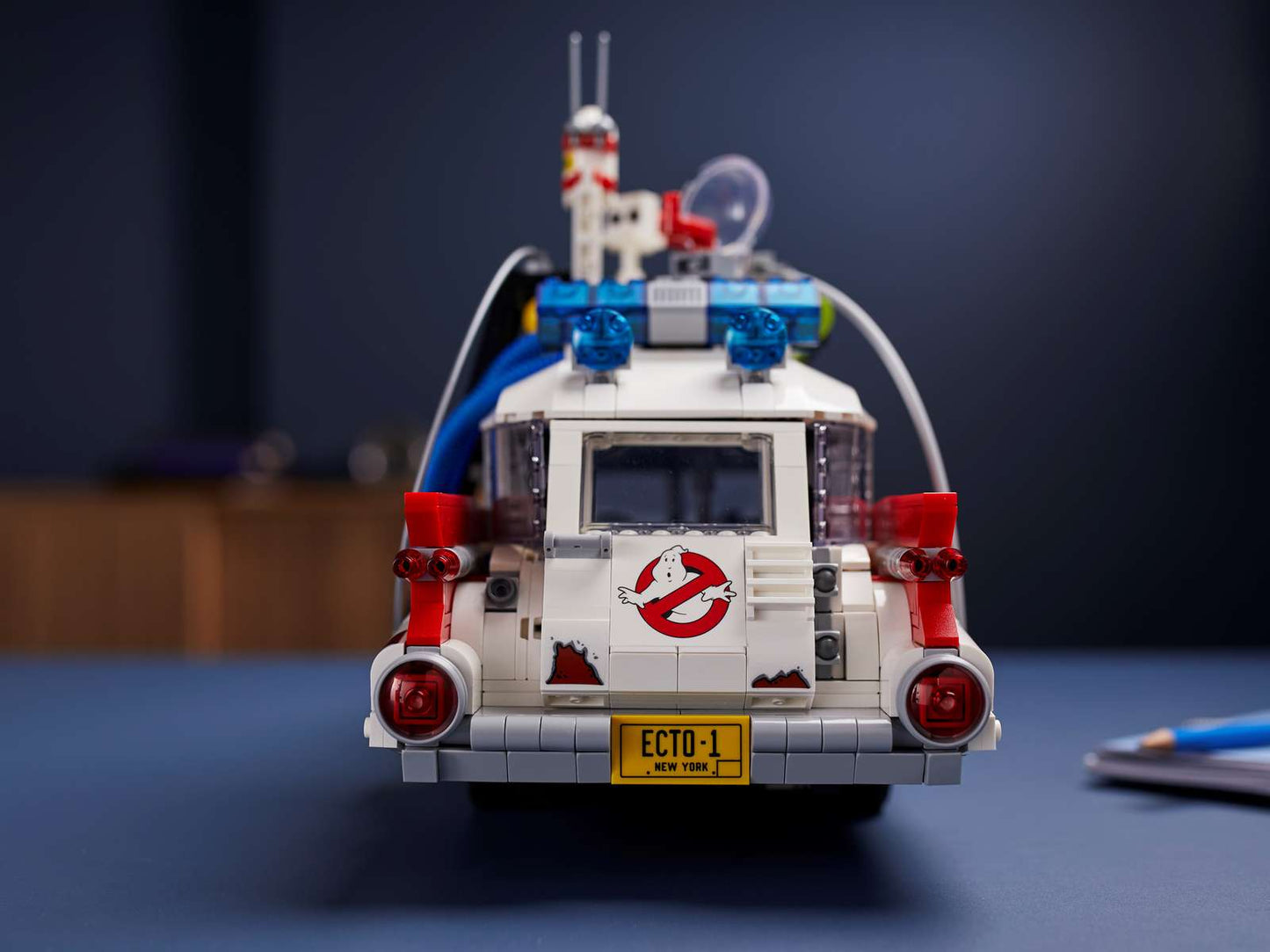 LEGO® Icons Ghostbusters™ ECTO-1 - 10274 - 2352 Piece Building Set