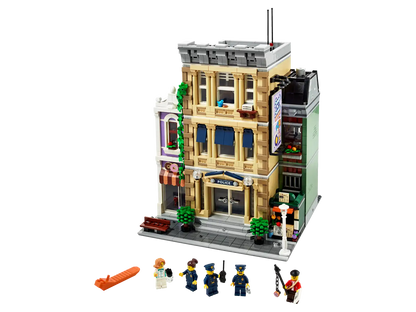 LEGO® Icons Police Station - 10278 - 2923 Piece Building Set