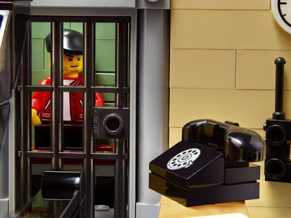 LEGO® Icons Police Station - 10278 - 2923 Piece Building Set