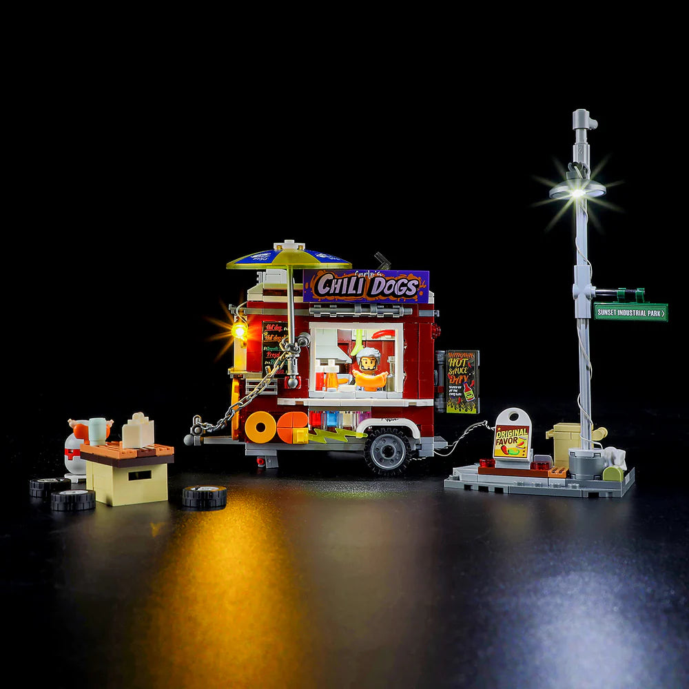 Lumibricks® | Funwhole® Chili Dog Trailer — Street Fusion Hot Food Truck with LED Lights — F9046 — 515 Piece Building Set