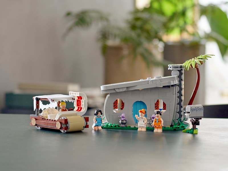 LEGO® Ideas The Flintstones - 21316 - 748 Piece Building Set