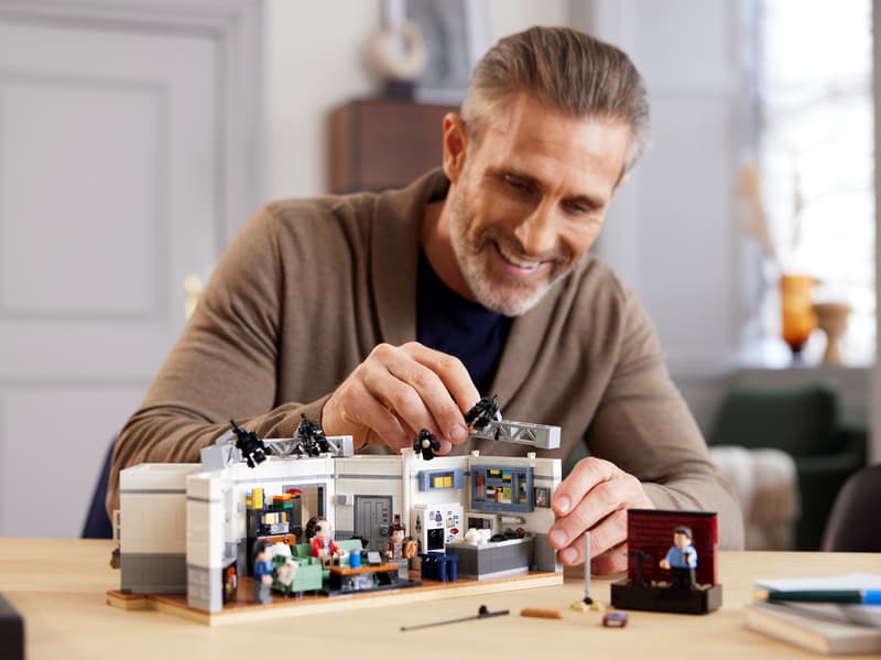 LEGO® Ideas Seinfeld | 21328 | 1326 Piece Building Set