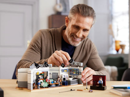 LEGO® Ideas Seinfeld | 21328 | 1326 Piece Building Set