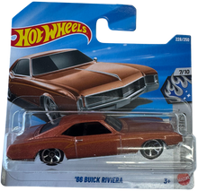 Hot Wheels© Basic - '66 Buick Riviera - Cool Classics - 7/10 - 228/250 - 2026