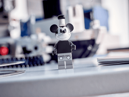 LEGO® Disney Mini Steamboat Willie - 40659 - 424 Piece Building Set