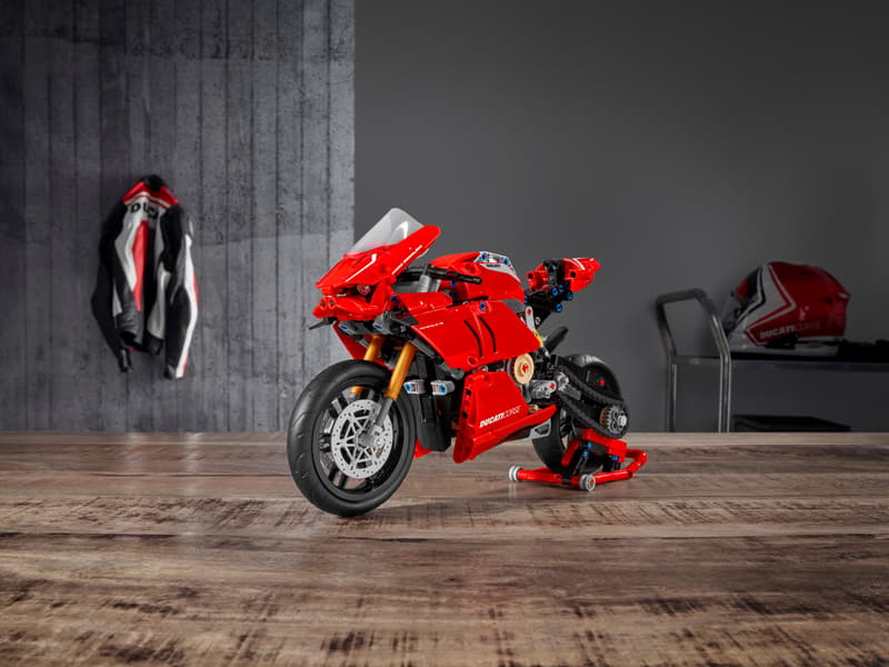 LEGO® Technic™ Ducati Panigale V4 R Motorcycle — 42107 — 646 Piece Building Set