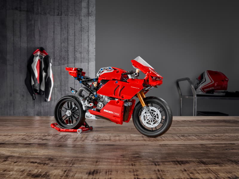 LEGO® Technic™ Ducati Panigale V4 R Motorcycle — 42107 — 646 Piece Building Set