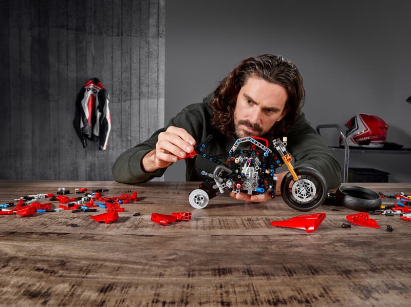 LEGO® Technic™ Ducati Panigale V4 R Motorcycle — 42107 — 646 Piece Building Set