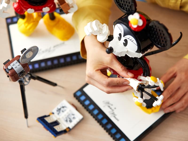 LEGO® Disney™ Mickey Mouse & Minnie Mouse Buildable Characters — 43179 — 1739 Piece Building Set