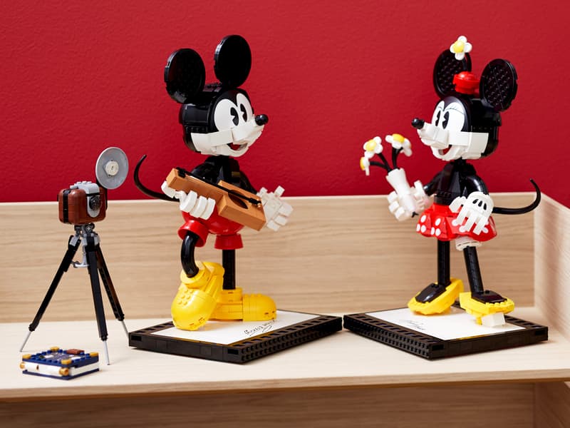 LEGO® Disney™ Mickey Mouse & Minnie Mouse Buildable Characters — 43179 — 1739 Piece Building Set