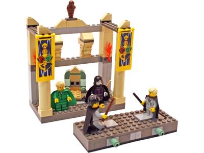 LEGO® Harry Potter™ Chamber of Secrets The Dueling Club - 4733 - 129 Piece Building Set