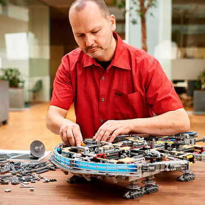 LEGO® Star Wars™ Millennium Falcon™ | 75192 | 7541 Piece Building Set