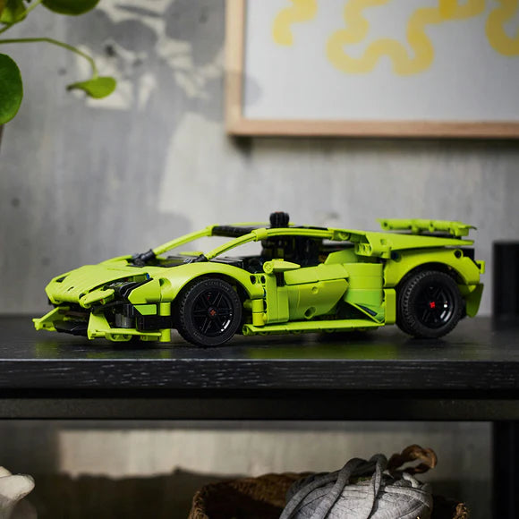 LEGO® Technic Lamborghini Huracán Tecnica Supercar - 42161 - 806 Piece Building Set