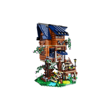 CaDA Four Season Story Tree Shack - C66004W - 1155 Piece Building Set | Brick N Build
