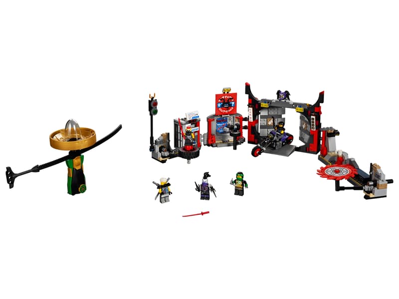 LEGO® NINJAGO® S.O.G. Headquarters — 70640 — 530 Piece Building Set