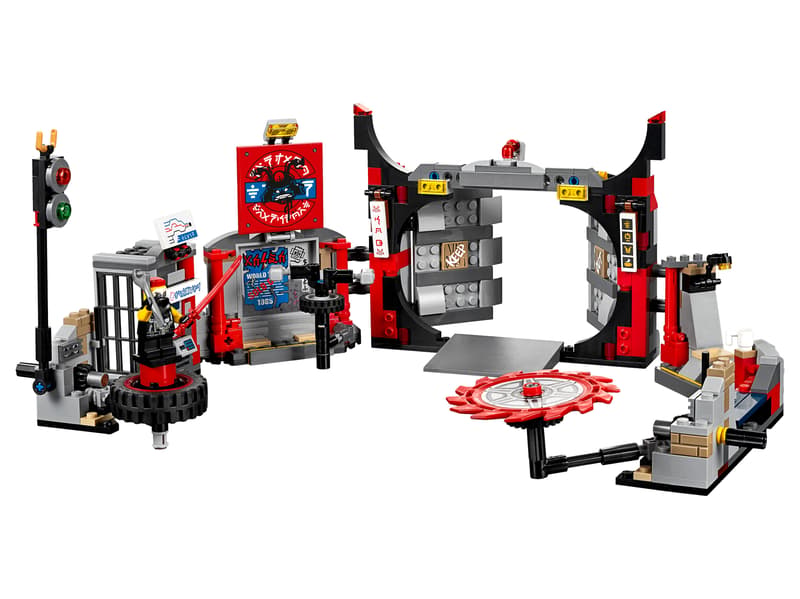 LEGO® NINJAGO® S.O.G. Headquarters — 70640 — 530 Piece Building Set