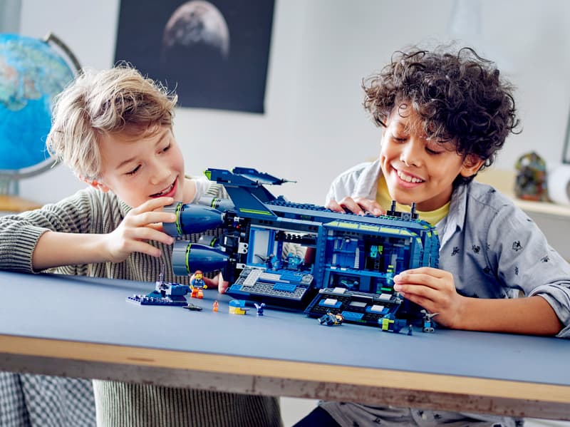 LEGO® The Movie 2: The Rexcelsior! - 1826 piece building set - 70839 | Brick N Build
