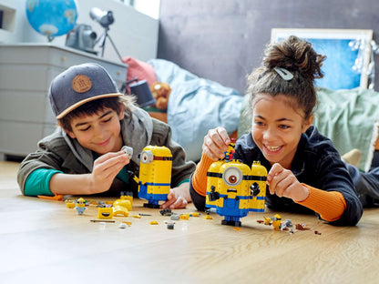 LEGO® Despicable Me Minions Brick-built Minions and their Lair - 75551 - 976 Piece Building Set