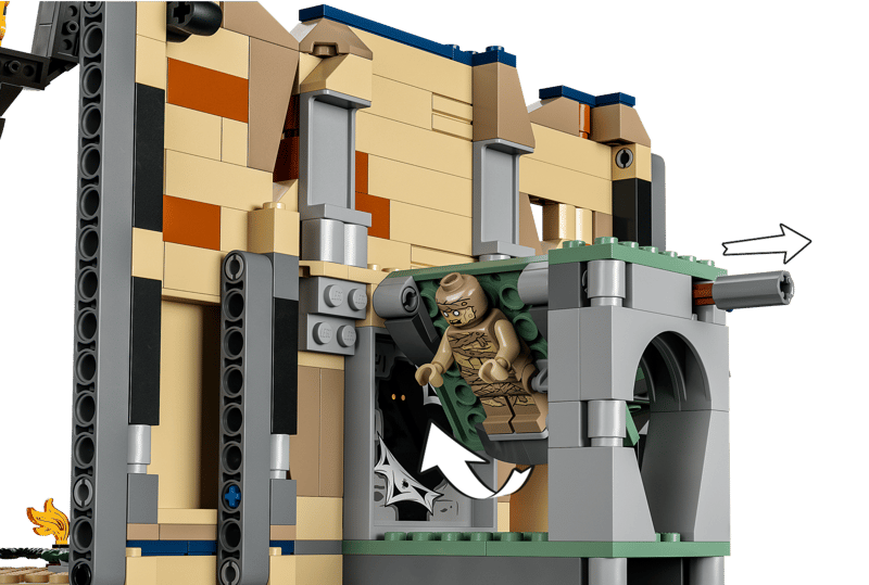 LEGO® Indiana Jones™ Escape from the Lost Tomb - 77013 - 600 Piece Building Set