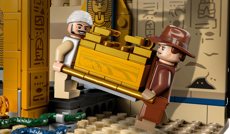 LEGO® Indiana Jones™ Escape from the Lost Tomb - 77013 - 600 Piece Building Set
