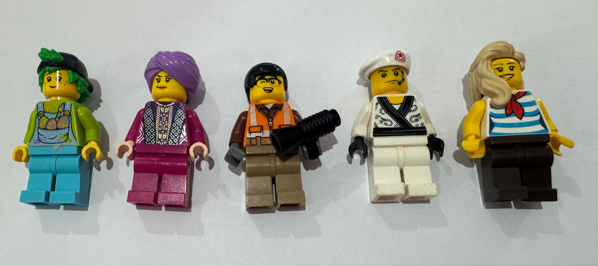 LEGO® Minifigure - Genuine Lego - Batch of 5 Mixed Minifigures Batch 01 - bnbmf01