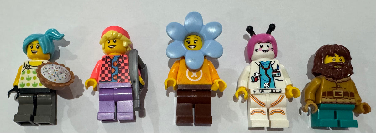 LEGO® Minifigure - Genuine Lego - Batch of 5 Mixed Minifigures Batch 03 - bnbmf03