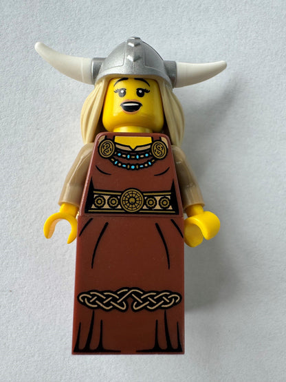 LEGO® Minifigure - CMF Series 7 - Viking Woman - col109