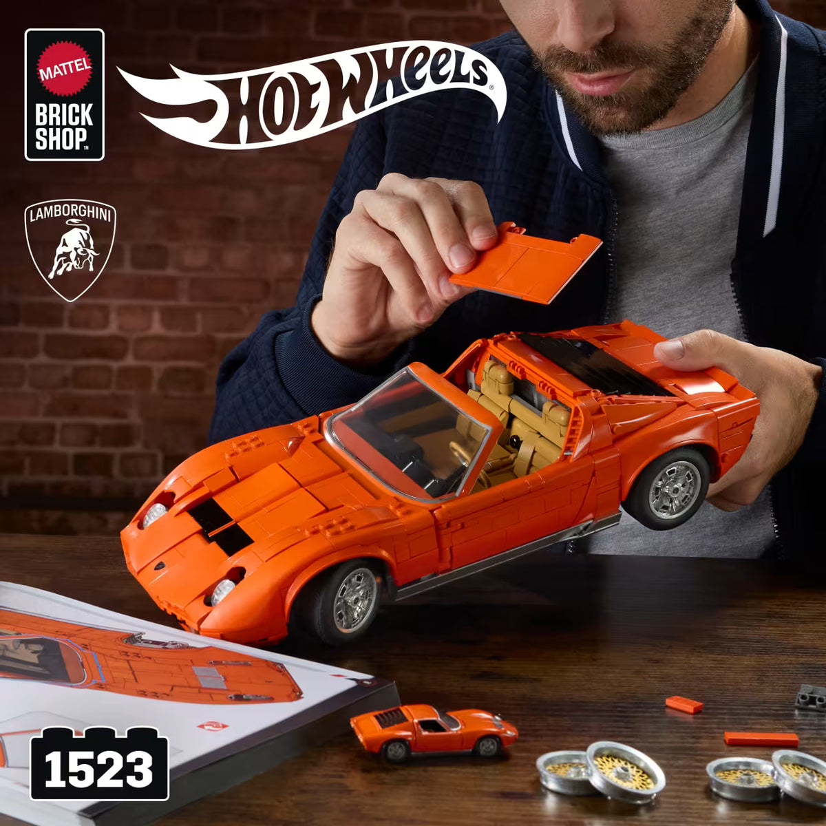MATTEL BRICK SHOP™ Hot Wheels® ’71 Lamborghini Miura P400 SV - 1:12 scale - 1523 Piece Building Set - JHF61