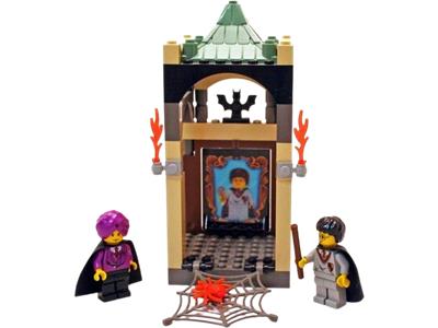 LEGO® Harry Potter™ Philosopher's Stone The Final Challenge - 4702 - 60 Piece Building Set