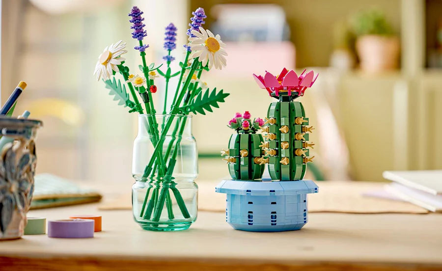 LEGO® Botanicals Daisies 11508 – 133-Piece Floral Building Set