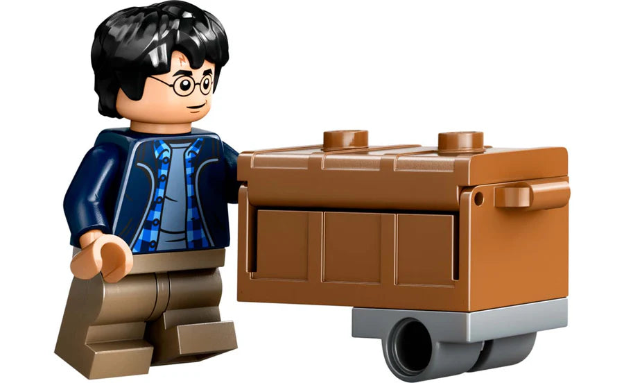 LEGO® Harry Potter™ Knight Bus™ Adventure - 76446 - 499 Piece Building Set