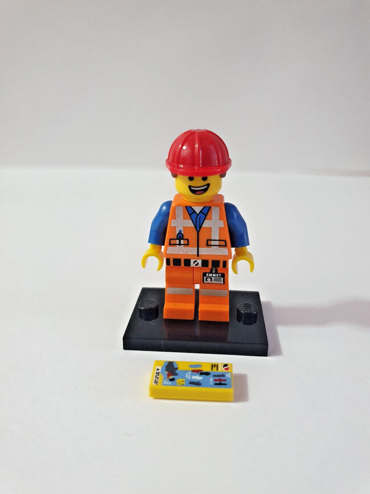 LEGO® Minifigure - The Lego Movie Series 1 CMF - with stand and accessories - Hard Hat Emmet - tlm003