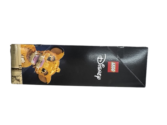 LEGO® Disney - The Lion King™ Young Simba - 43247 Box 1 - 1445 Piece Building Set *** DAMAGED BOX ***
