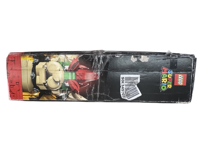LEGO® Super Mario™ - The Mighty Bowser™ - 71411 - 2807 Piece Building Set *** DAMAGED BOX ***